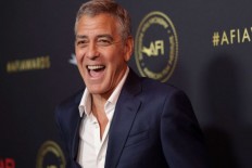 فينيسيا السينمائي يمنح جورج كلوني جائزة إنجاز مدى الحياة