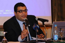 مصطفى اللباد... ورقة أخرى سقطت من شجرة النضال