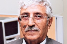 أحد أعمدة الحداثة والفكر التنويريّ: عبد العزيز المقالح... مرآة الروح اليمنيّة المتوثّبة