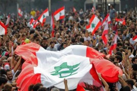 وطني دائماً على حق