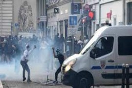 الحقد يتفجّر في فرنسا: الهويّة الضائعة والعودة إلى الجذور!