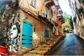 لبنان بين ثقافتين