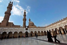 تحرير الدين من السياسة